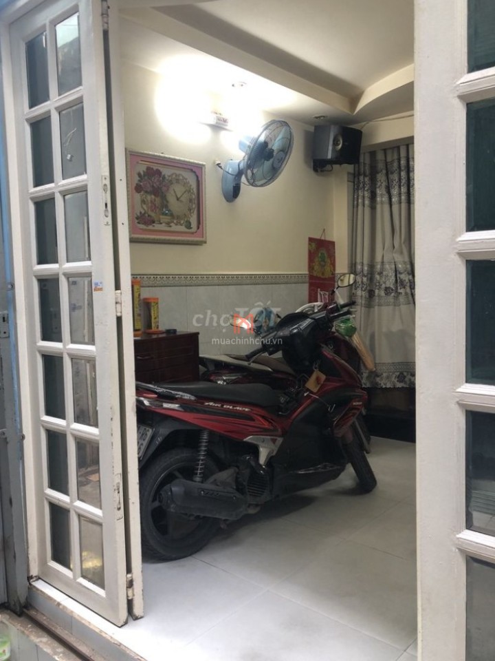 bán Nhà đ.Nguyễn Văn Công