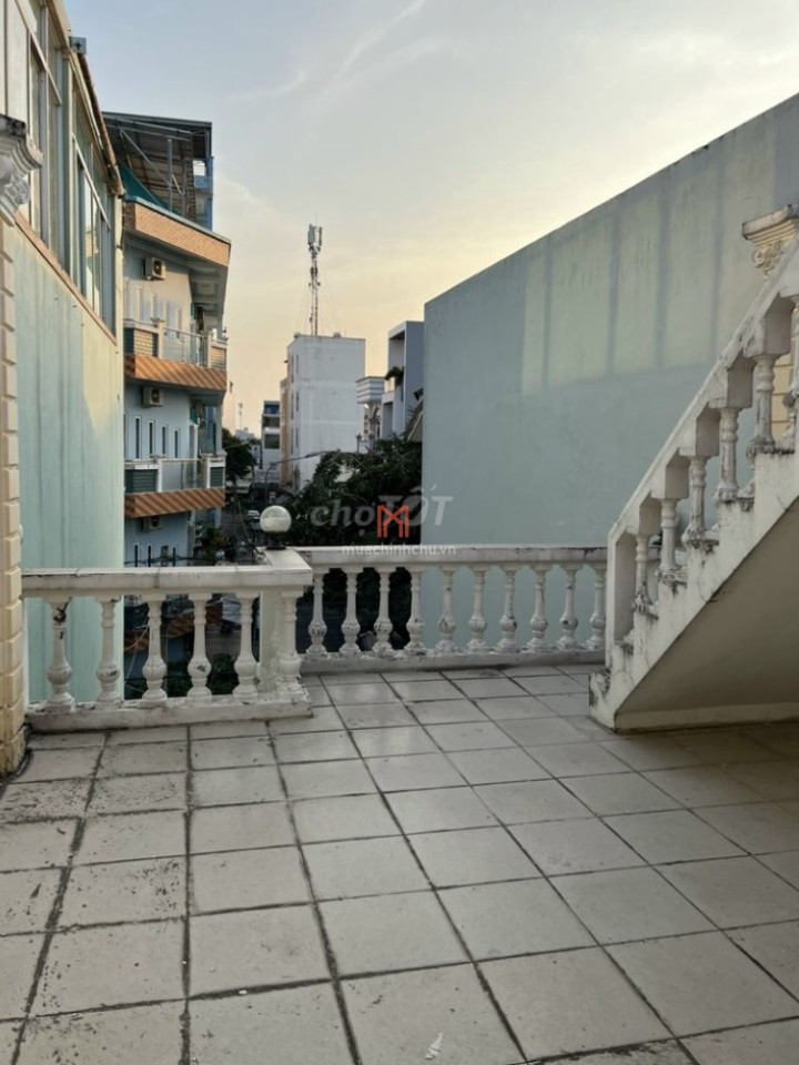 bán Nhà Số 1 area 87.3 m2