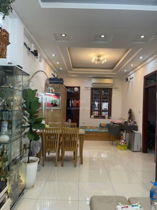 chung cư bán Hoàn Kiếm dt 65 m²
