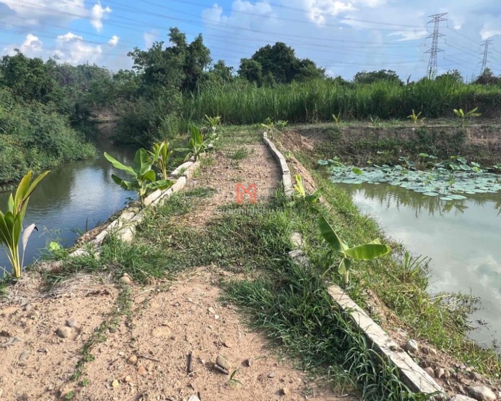 Đất bán Huyện Hàm Thuận Bắc