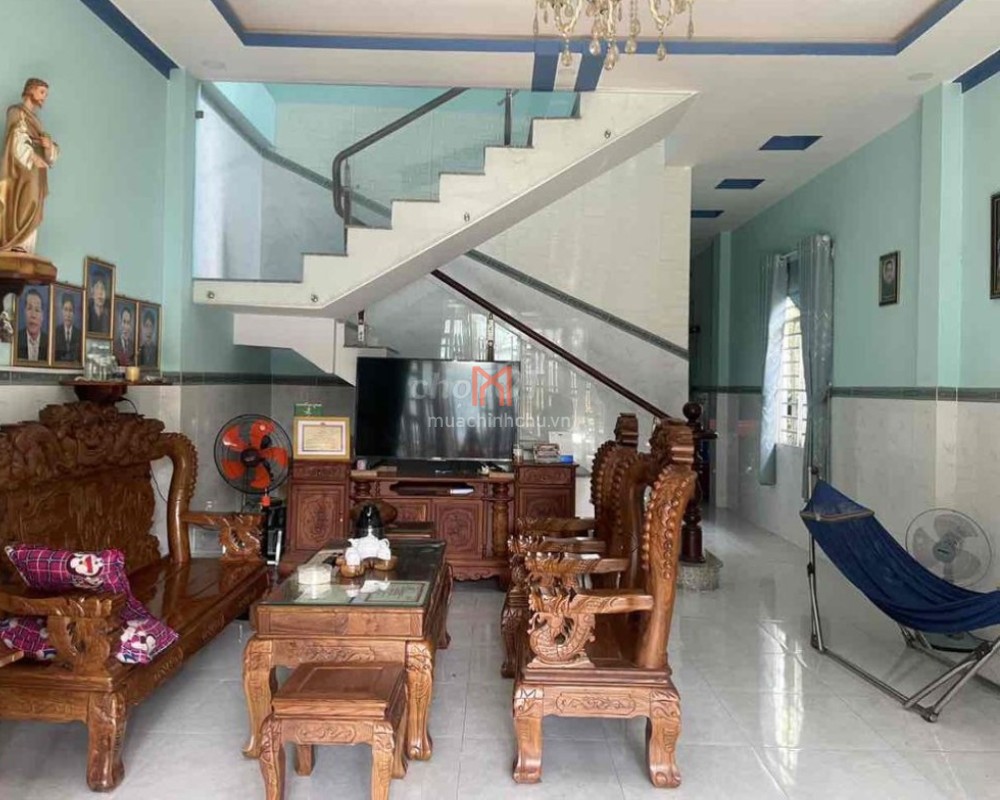 Nhà đường Nguyễn Đức Thuận dài 20