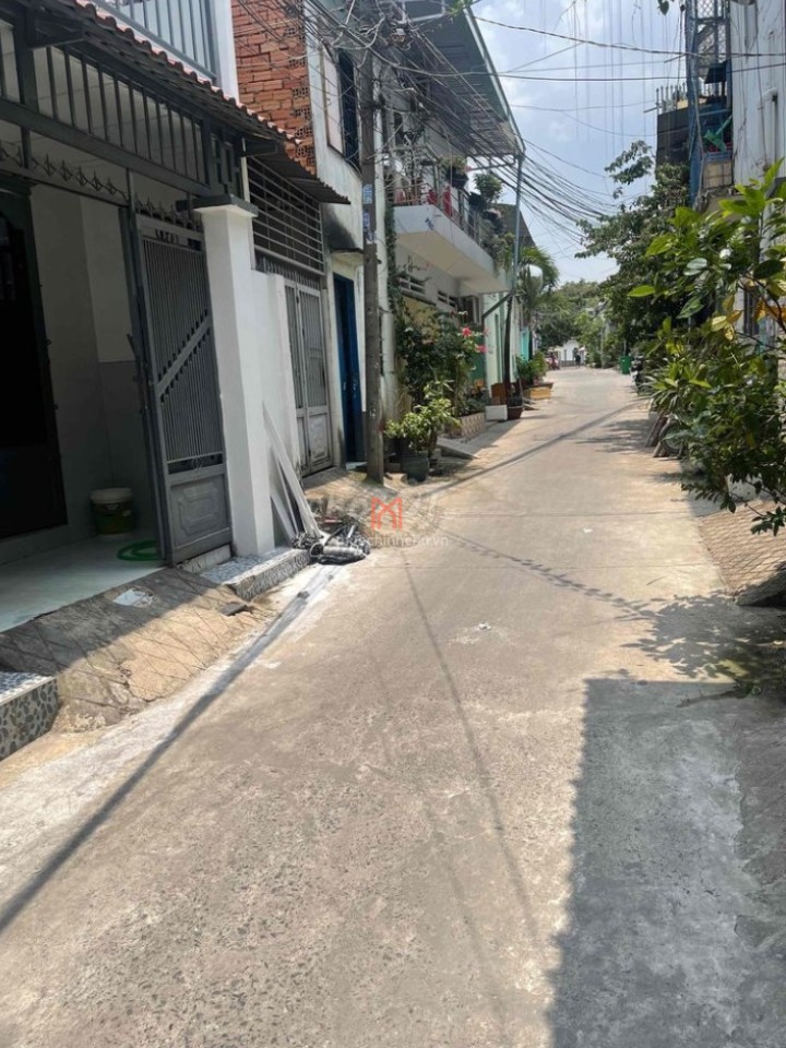 Nhà Phường Tăng Nhơn Phú A giá rẻ 3.3 tỷ