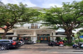 Bán nhà phố kinh doanh tại Phú Mỹ Hưng dt 500m² giá 36.8 tỷ đồng