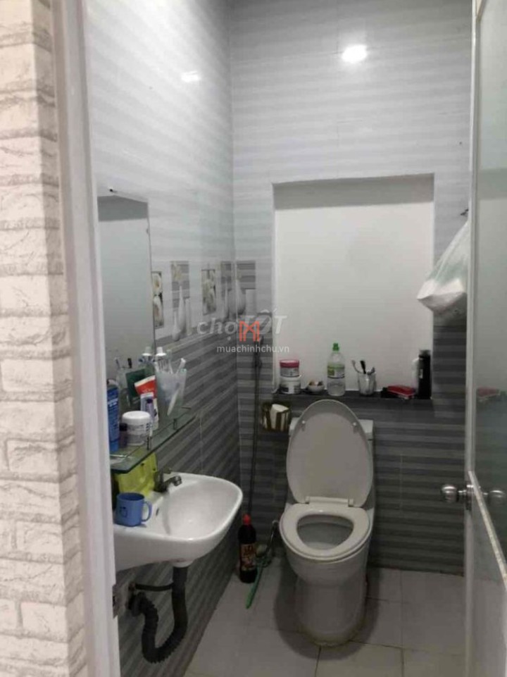 bán Nhà Phường Bình Hưng Hòa ngang 4 dài 15