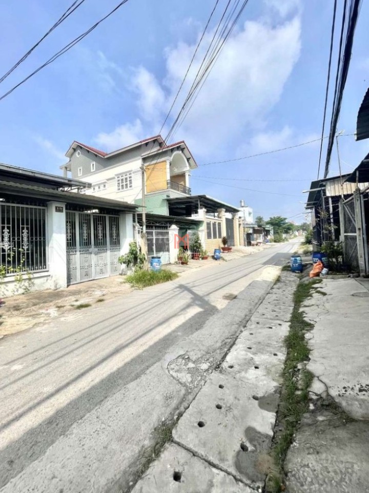 Nhà Thành phố TPHCM