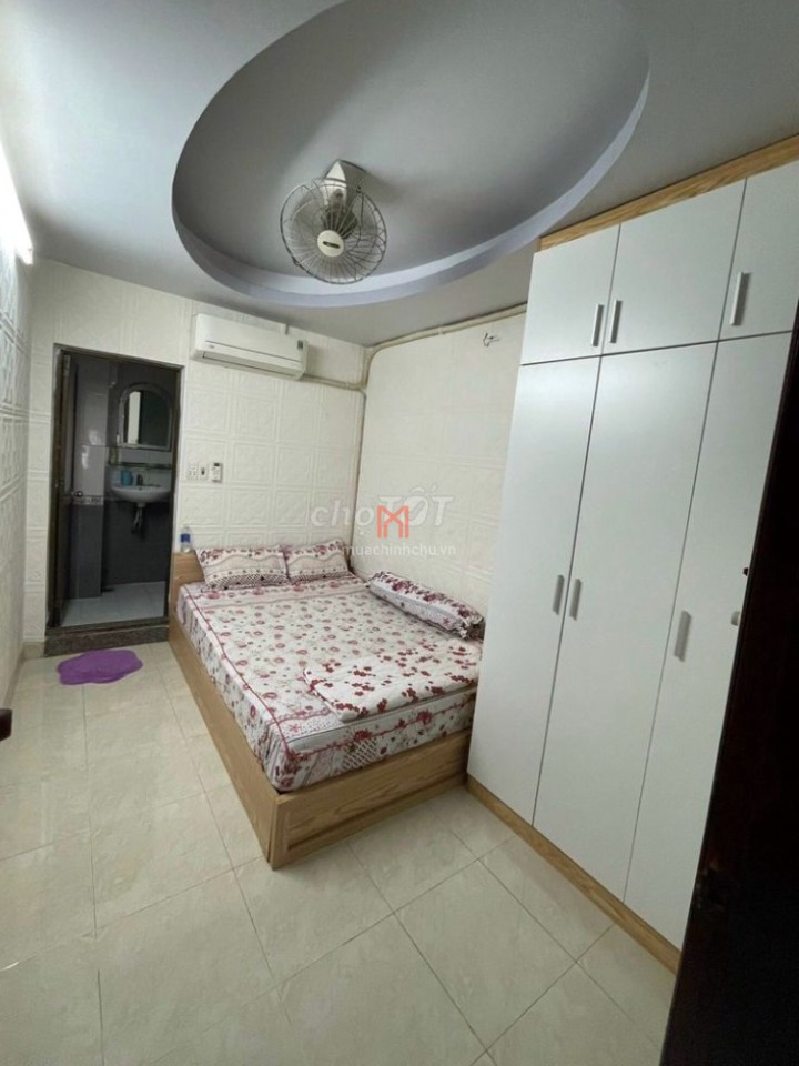 bán Nhà Trường Sa 3 lầu 1 trệt