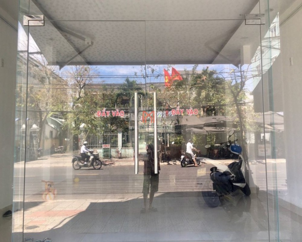 Nhà bán đ.Trần Cao Vân