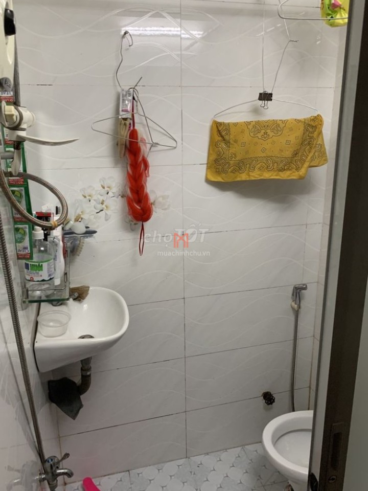 Nhà bán Quận 7 bề ngang 3