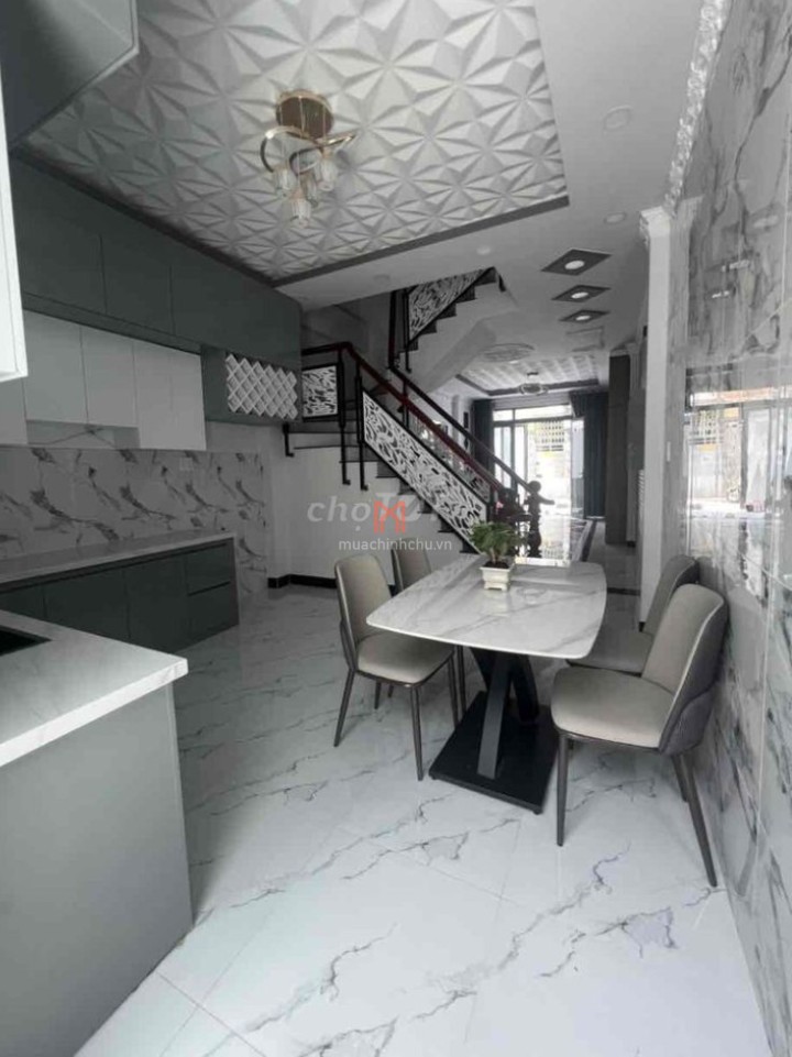 Nhà bán Q 7 diện tích 72 m²