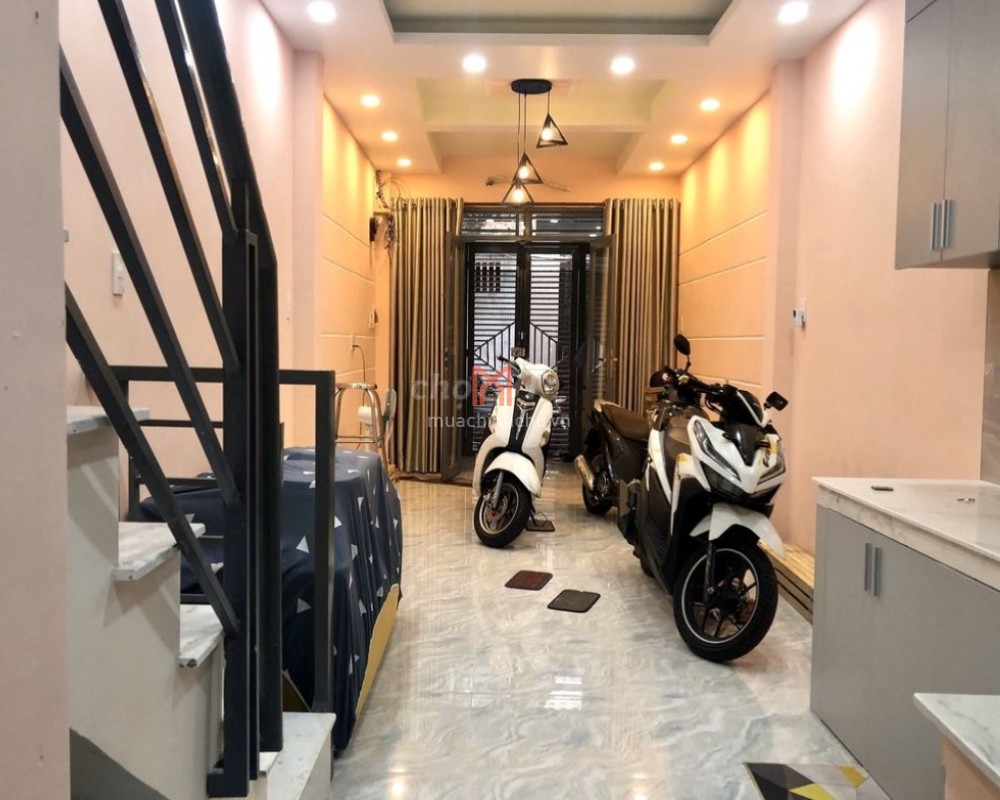 bán Nhà TPHCM dt 33 m2