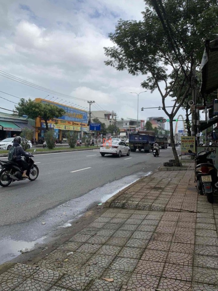 Đất bán đường Tôn Đức Thắng