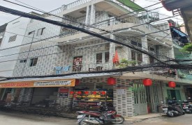 Nhà Quận 4 tiện kinh doanh buôn bán đồ ăn uống đường Hoàng Diệu dt 84,4m2 giá 9 tỷ