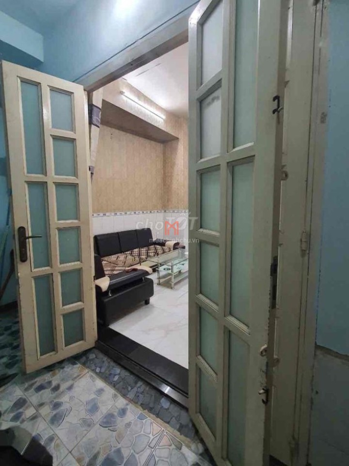 Nhà Số 1