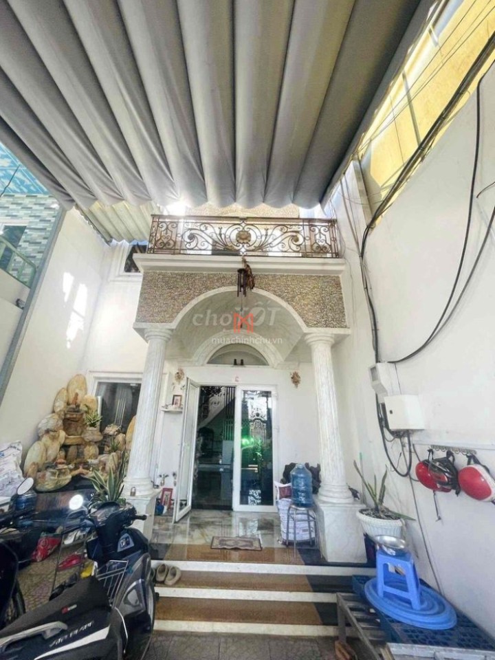 Nhà bán Thị trấn Hóc Môn